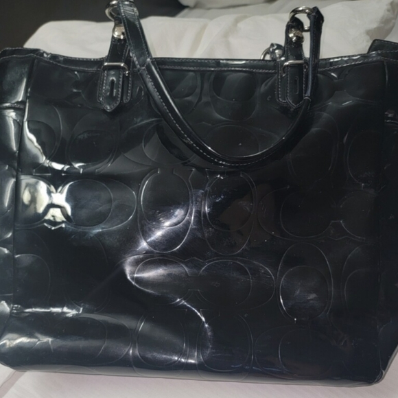 Coach Signature Logo Patent Leather Black Purse - Picture 2 of 2